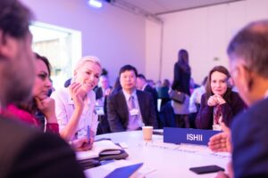 Photo Businesswomen networking