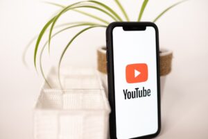 Photo Influencer partnerships